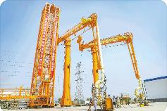 国内首台LNG挺杆起重机研制成功